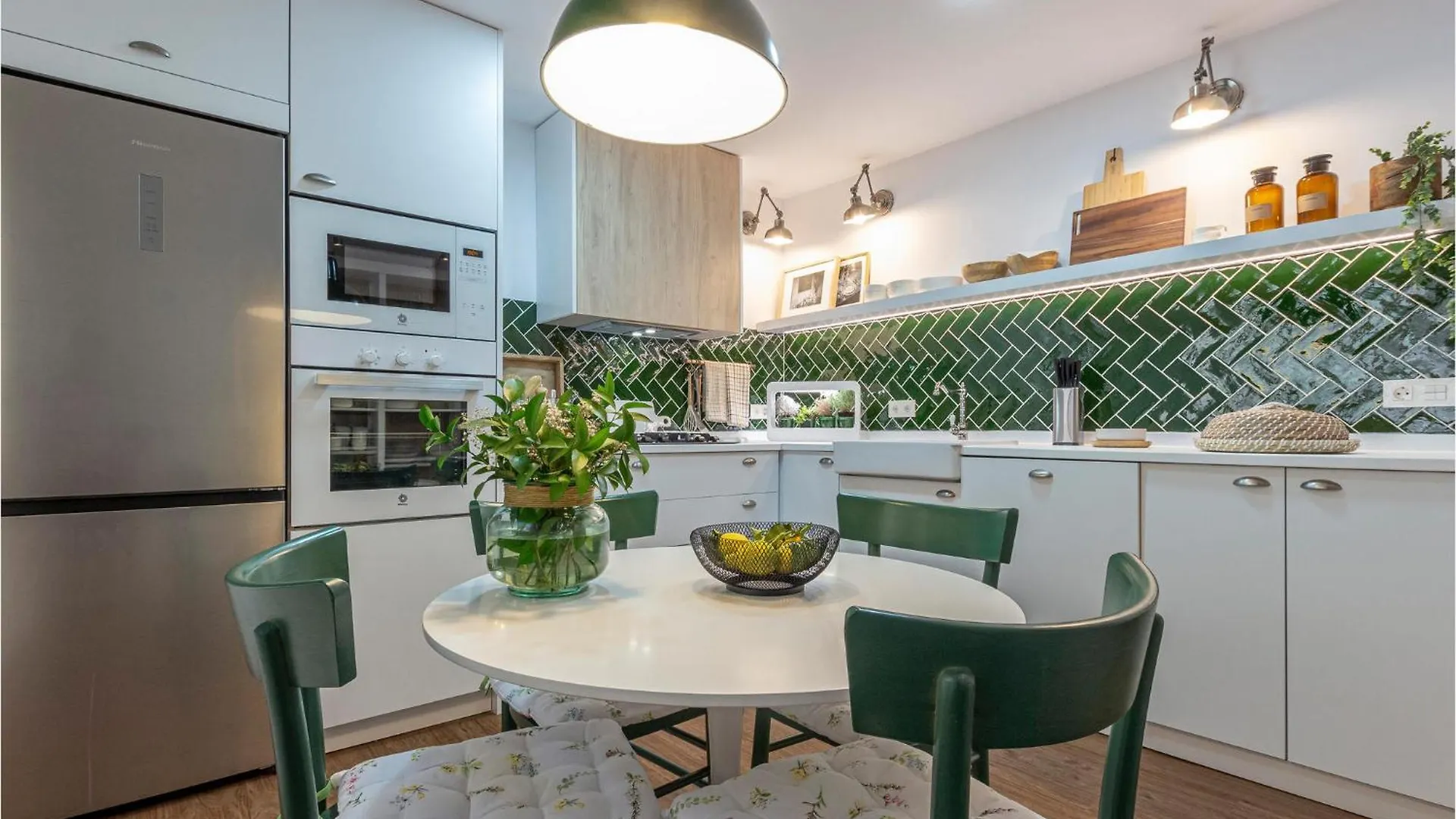 Gorgeous Home In Nigueelas With Wifi Holiday home Niguelas