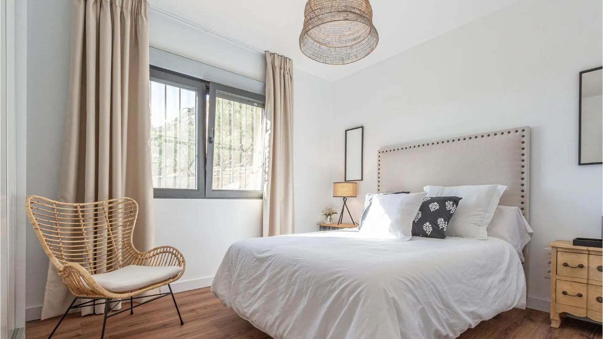 Gorgeous Home In Nigueelas With Wifi Niguelas