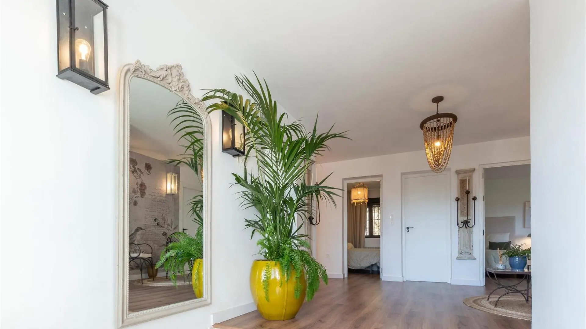 Gorgeous Home In Nigueelas With Wifi 0*, Niguelas