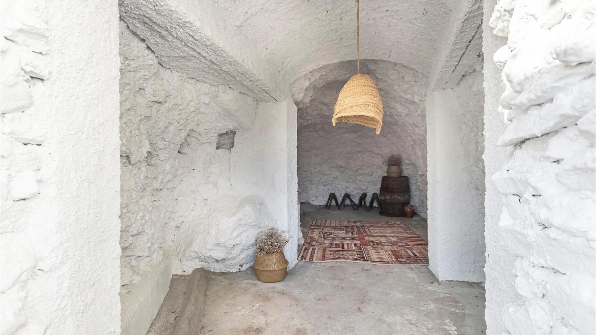 Gorgeous Home In Nigueelas With Wifi Spain