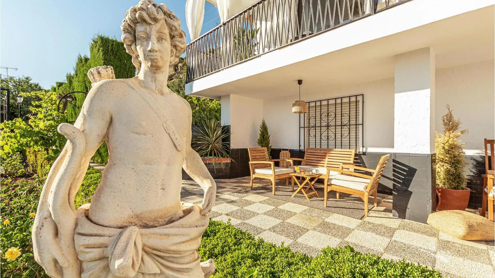 Gorgeous Home In Nigueelas With Wifi Niguelas