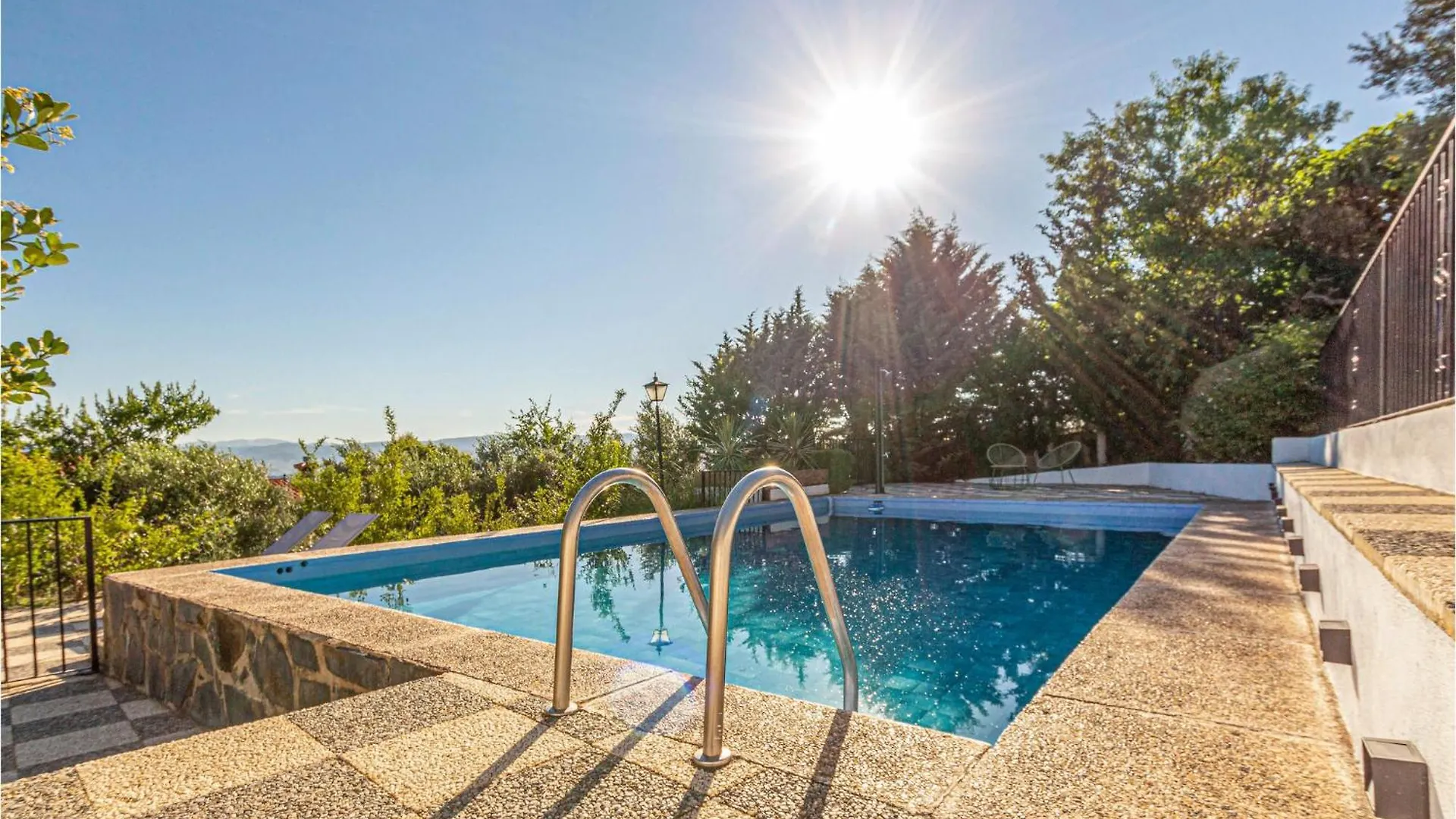 Gorgeous Home In Nigueelas With Wifi